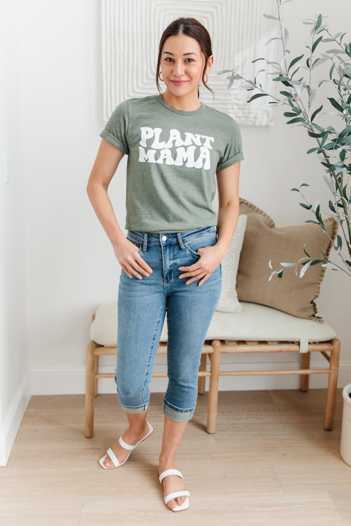 Green Thumb Graphic Tee