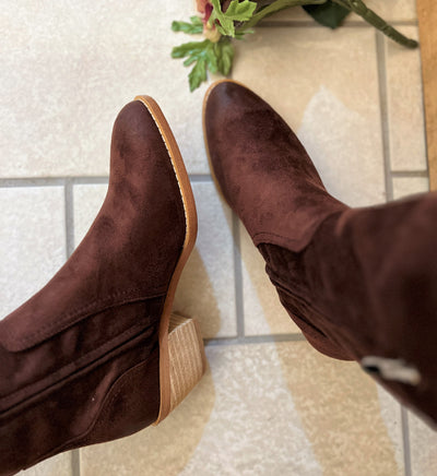 Stacey Knee-High Western Boot - Chestnut